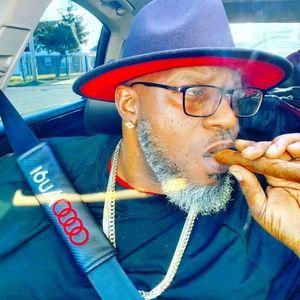 Meet your Posher, Seth